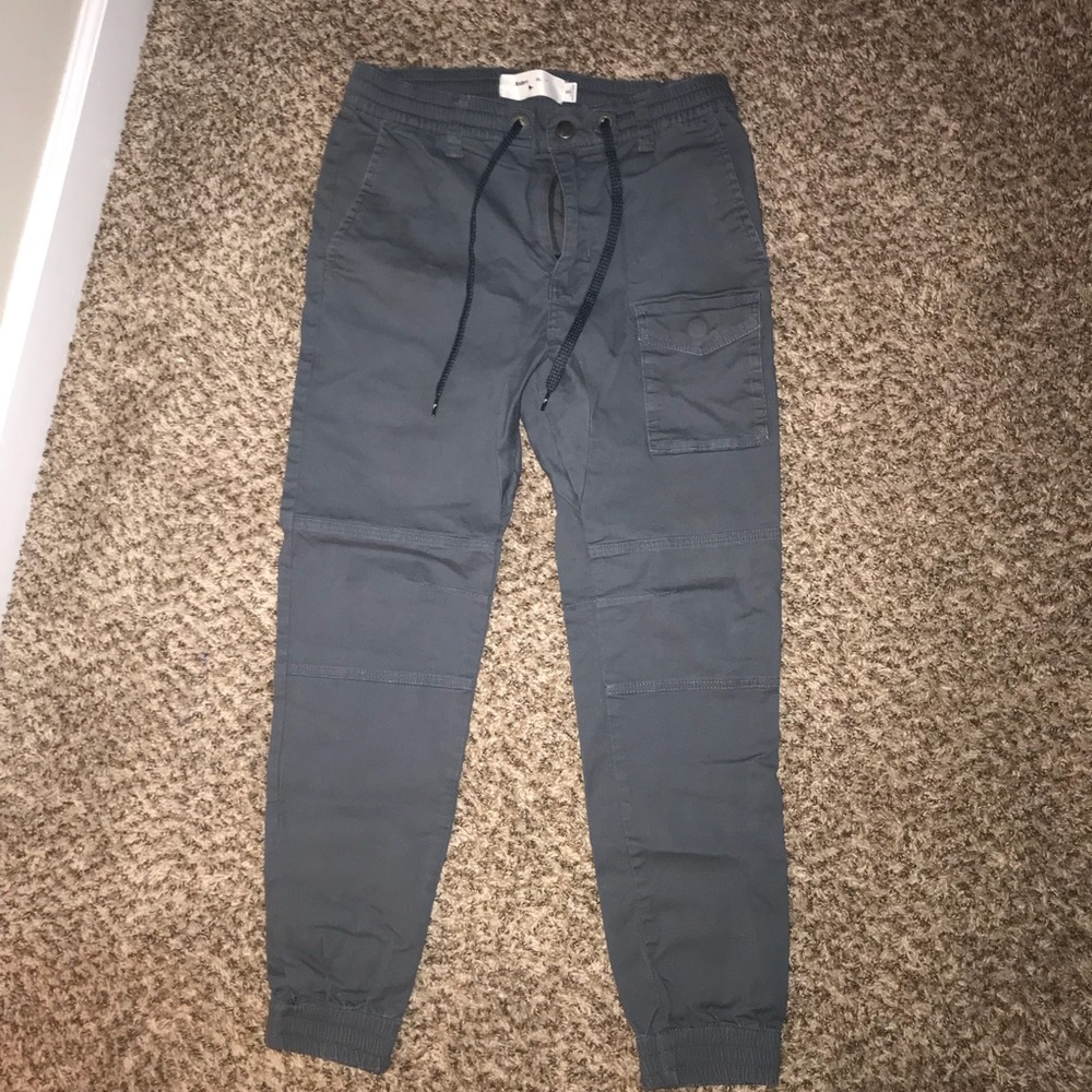 Modern amusement joggers